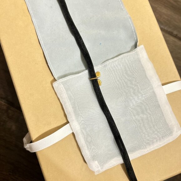 Dior bee velvet choker - Picture 3 of 6